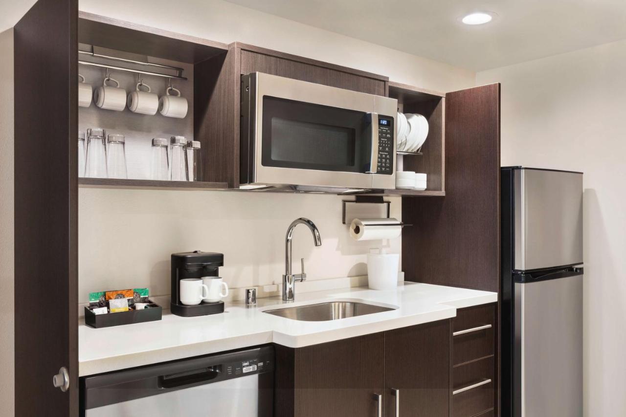 Home2 Suites By Hilton Milwaukee West West Allis Kültér fotó